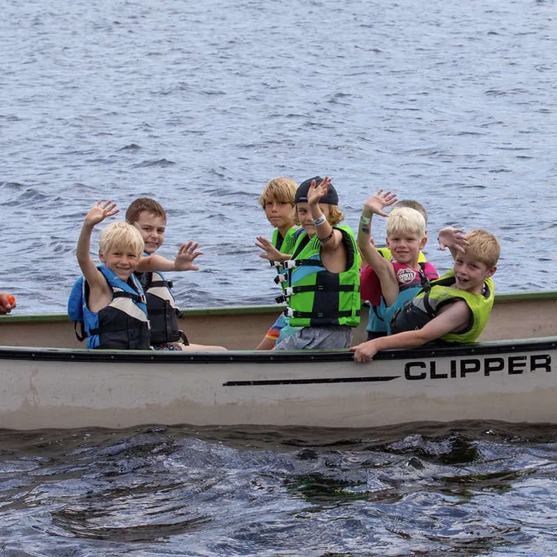 Giant Canoe Giant Canoe